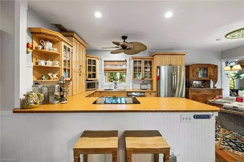 1257 11th St N, Naples, FL 34102 photo 13