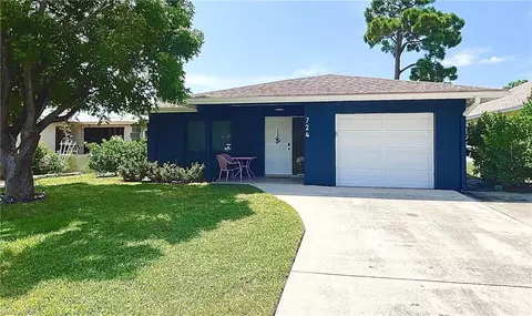 724 92nd Ave N, Naples, FL 34108