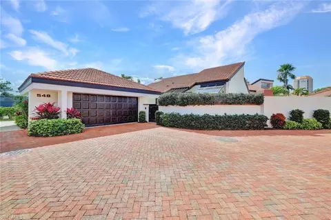 548 Bay Villas Ln #67, Naples, FL 34108