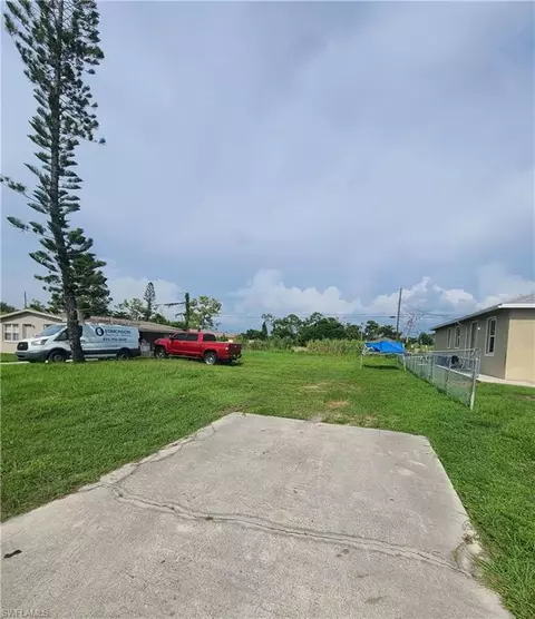 5535 9th Ave, Fort Myers, FL 33907