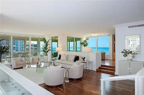 4301 Gulf Shore Blvd N #1204, Naples, FL 34103