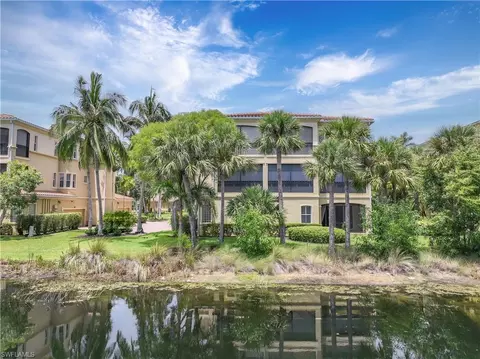 Exterior - 2810 Tiburon Blvd E #101, Naples, FL 34109 photo 10 of 16