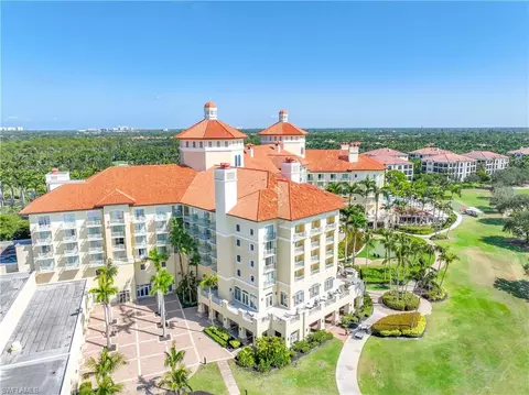 View/Area - 2810 Tiburon Blvd E #101, Naples, FL 34109 photo 5 of 8