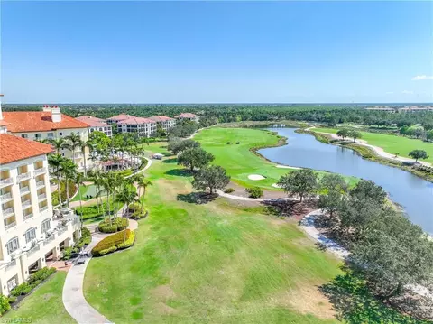 View/Area - 2810 Tiburon Blvd E #101, Naples, FL 34109 photo 6 of 8