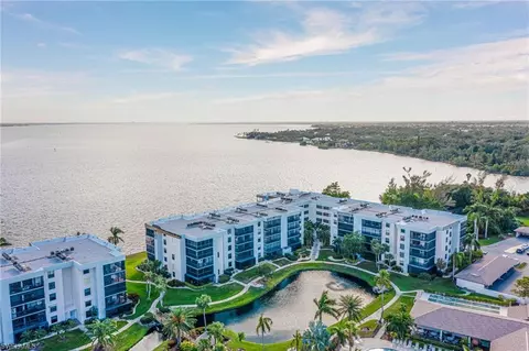 3490 N Key Dr #307, North Fort Myers, FL 33903