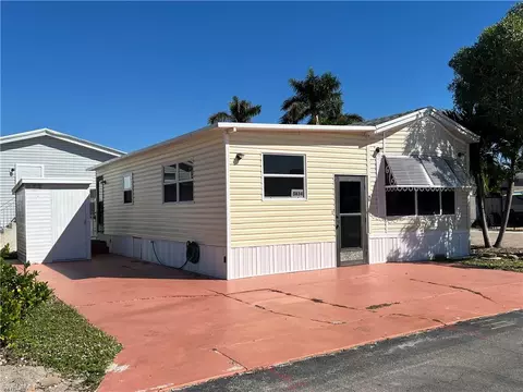 5634 Red Bird Ln, Fort Myers, FL 33908
