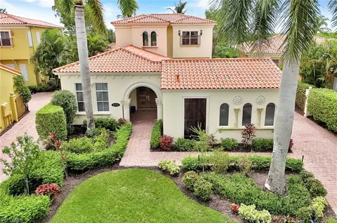 8576 Bellagio Dr, Naples, FL 34114