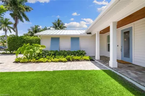 1287 10th Ave N, Naples, FL 34102 photo 4
