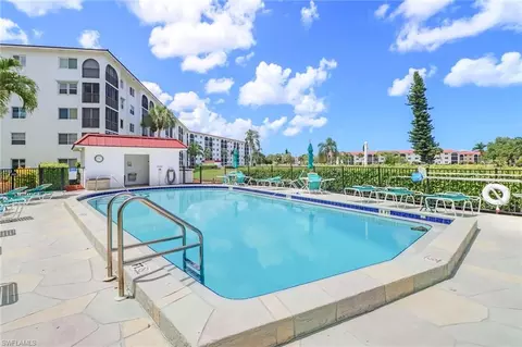 29 High Point Cir E #202, Naples, FL 34103 photo 26