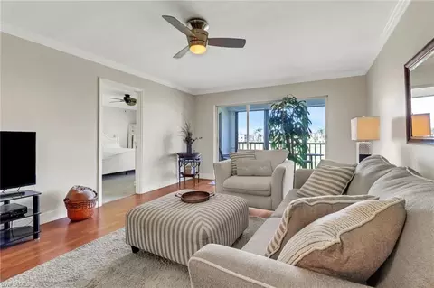 29 High Point Cir E #202, Naples, FL 34103 photo 12