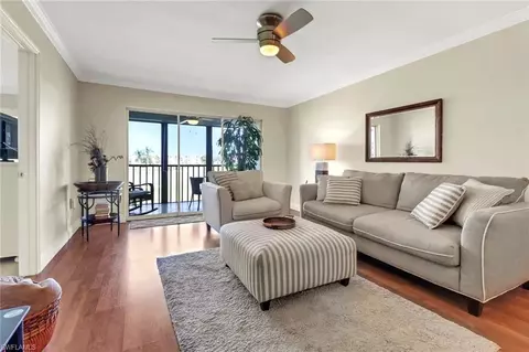 29 High Point Cir E #202, Naples, FL 34103 photo 11