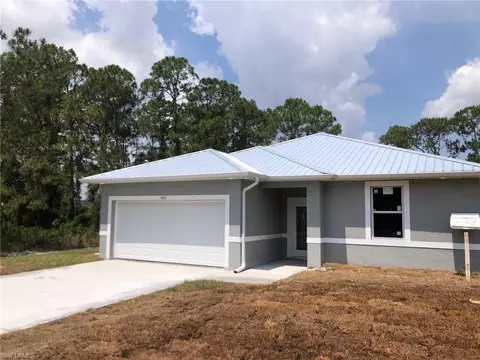 7005 Tide Cir, Labelle, FL 33935