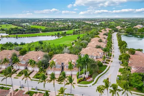 9097 Cherry Oaks Trl #202, Naples, FL 34114