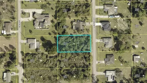 513 Lincoln Ave, Lehigh Acres, FL 33972