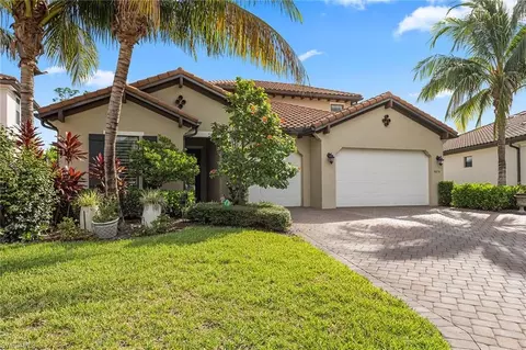 4656 Abaca Cir, Naples, FL 34119 photo 2