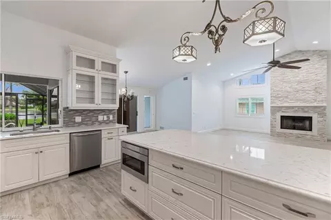 Kitchen - 1300 1310 Bald Eagle Dr, Naples, FL 34105 photo 4 of 8