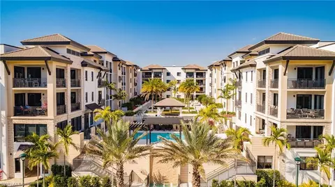 1130 3rd Ave S #410, Naples, FL 34102