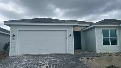 9013 Wisteria Way, Naples, FL 34114