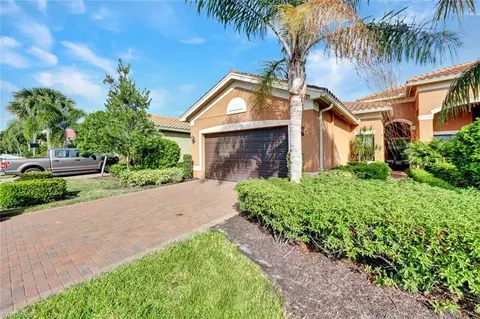 13466 Sumter Ln, Naples, FL 34109 photo 2