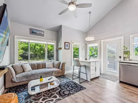2548 Weeks Ave, Naples, FL 34112 photo 6