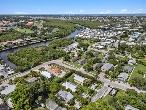 2548 Weeks Ave, Naples, FL 34112 photo 19