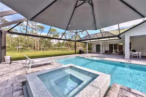 6106 Copper Leaf Ln, Naples, FL 34116
