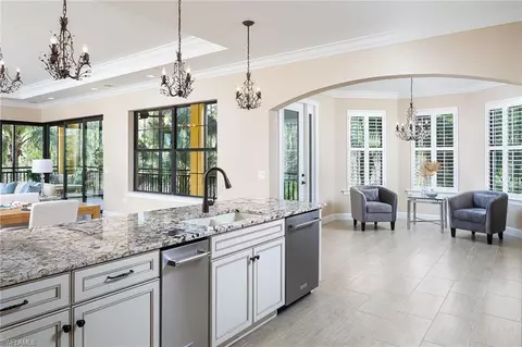 2733 Tiburon Blvd E #101, Naples, FL 34109 photo 7