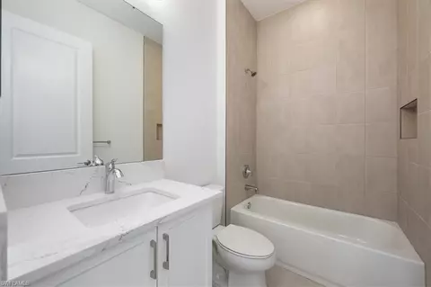 Bath - 20401 Estero Crossing Blvd, Estero, FL 33928 photo 2 of 4