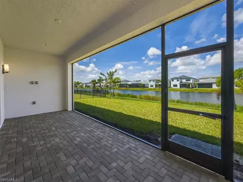 Exterior - 20401 Estero Crossing Blvd, Estero, FL 33928 photo 2 of 6