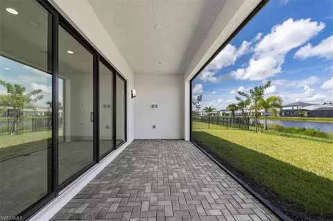 Exterior - 20401 Estero Crossing Blvd, Estero, FL 33928 photo 3 of 6