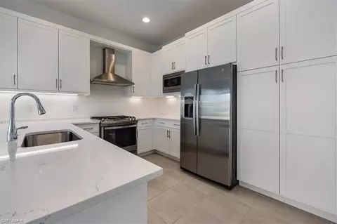 Kitchen - 20401 Estero Crossing Blvd, Estero, FL 33928 photo 3 of 3