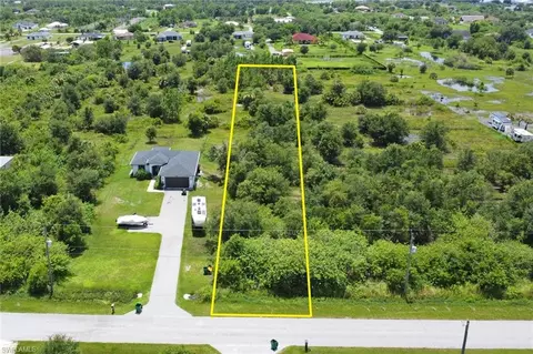 43 Nn 24th Ave NE, Naples, FL 34120