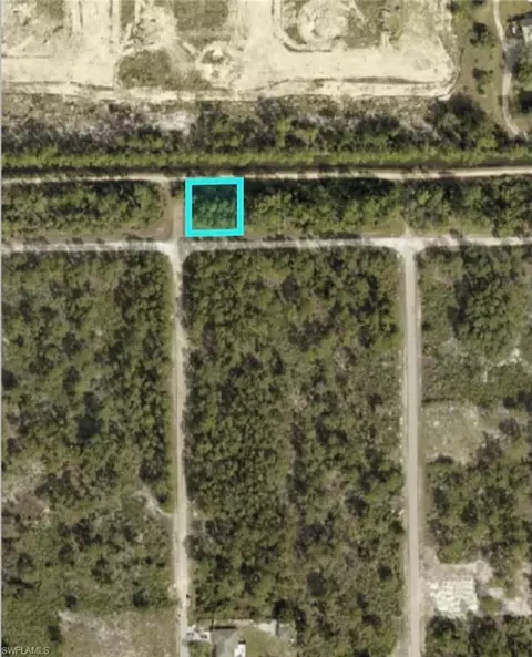 306 W 18th St, Lehigh Acres, FL 33972