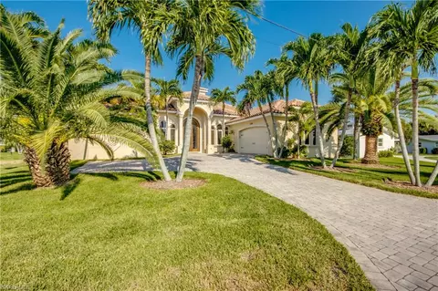 5364 Delano Ct, Cape Coral, FL 33904