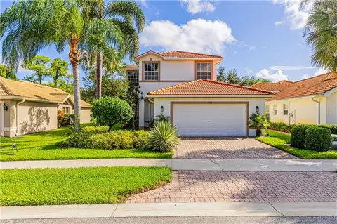 1392 Areca Cv, Naples, FL 34119