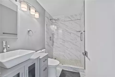103 Round Key Cir #E10, Naples, FL 34112 photo 18