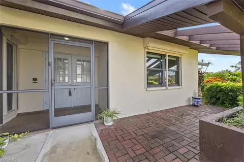 103 Round Key Cir #E10, Naples, FL 34112 photo 2