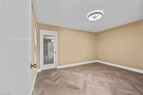 103 Round Key Cir #E10, Naples, FL 34112 photo 19