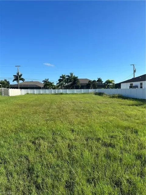 1835 SW 39th Ter, Cape Coral, FL 33914