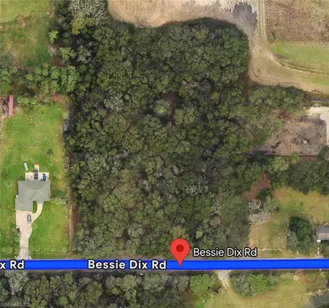 Bessie Dix Rd, Seffner, FL 33584 photo 3