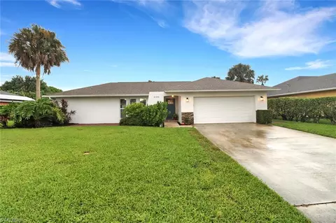 4180 29th Pl SW, Naples, FL 34116