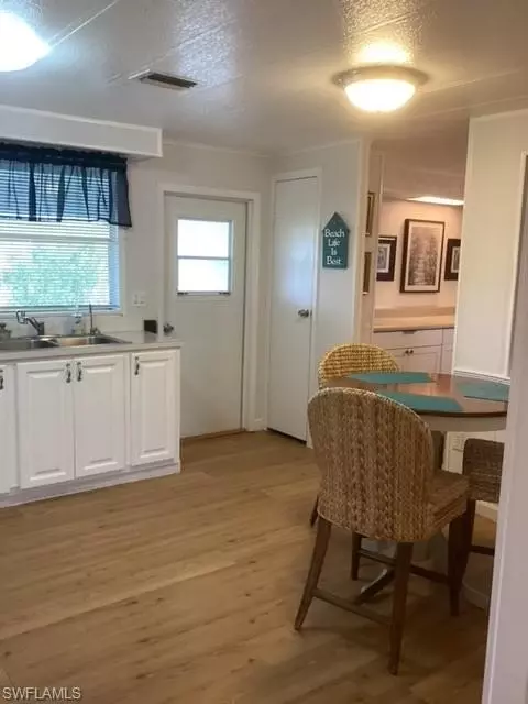 116 Calais Ct, Naples, FL 34112 photo 6