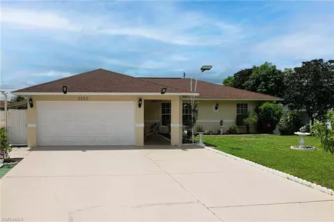3025 49th St SW, Naples, FL 34116
