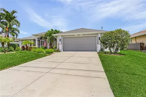 2909 SW 29th Pl, Cape Coral, FL 33914