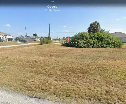 315 NW 25th Pl, Cape Coral, FL 33993