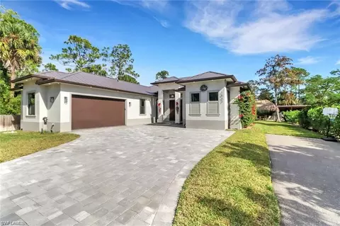 1842 21st St SW, Naples, FL 34117
