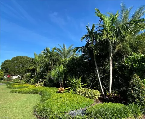 Exterior - 4220 Crayton Rd, Naples, FL 34103 photo 8 of 8
