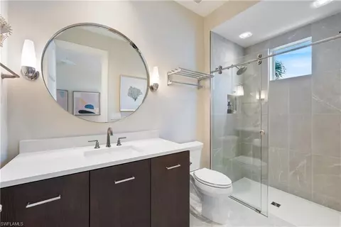 Bath - 4220 Crayton Rd, Naples, FL 34103 photo 5 of 5