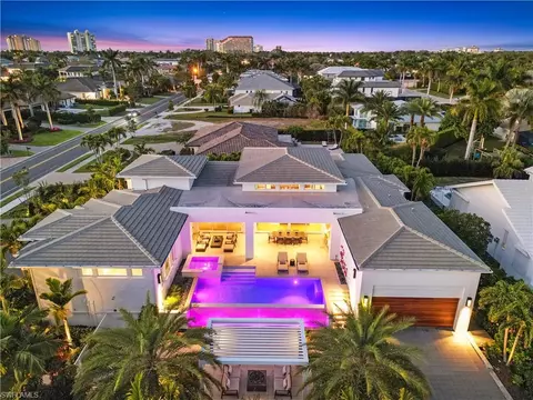View/Area - 4220 Crayton Rd, Naples, FL 34103 photo 1 of 1