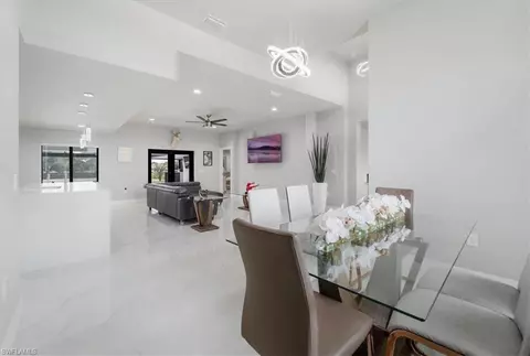 Dining - 7789 17th Ter, Labelle, FL 33935 photo 1 of 2